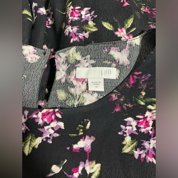 J. Jill Floral Long Sleeve Blouse Button Keyhole Back/Sleeves Lightweight Medium - Picture 8 of 8